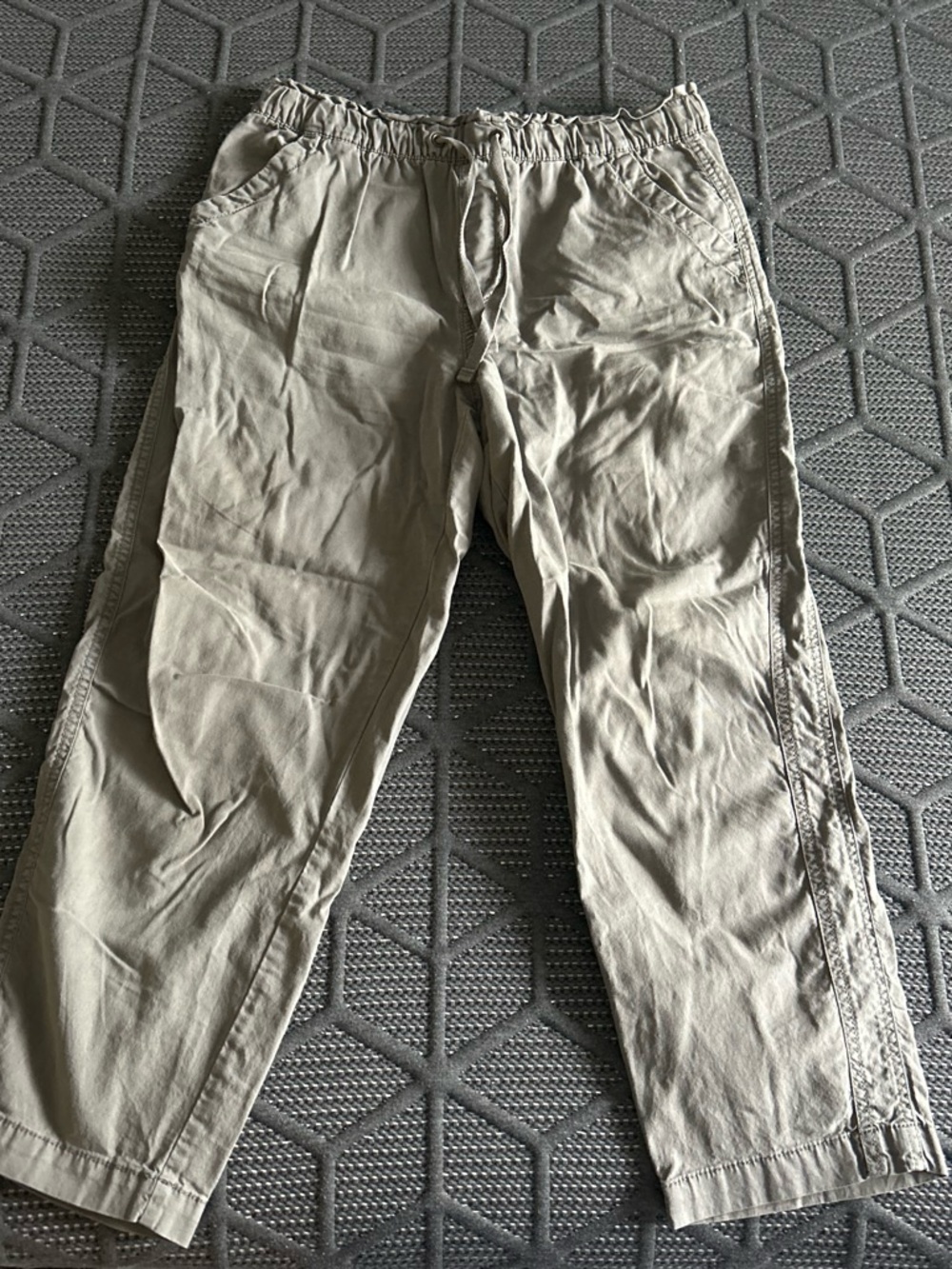 Sonoma Women's Light Khaki Cropped Drawstring Pants